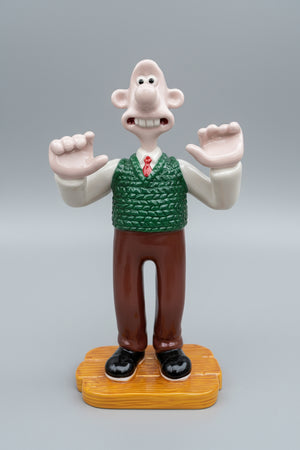 Wallace and Gromit First Edition  - A Grand Day Out Wallace  figurine by Coalport 14.5cm tall - 2003