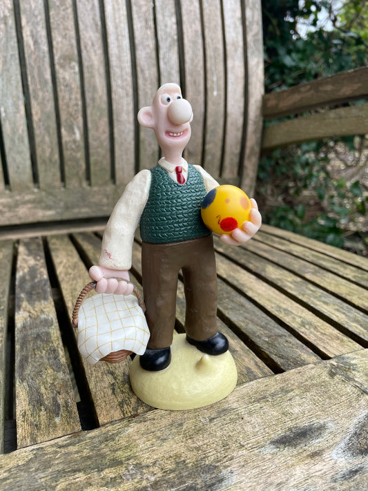 Wallace and Gromit limited edition  Robert Harrop figurine from the first film A Grand Day Out