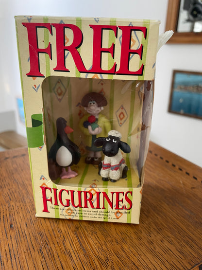 Vintage Wallace and Gromit FREE Figurines Set – Feathers McGraw Shaun the Sheep and Wendolene Boxed (1990s)