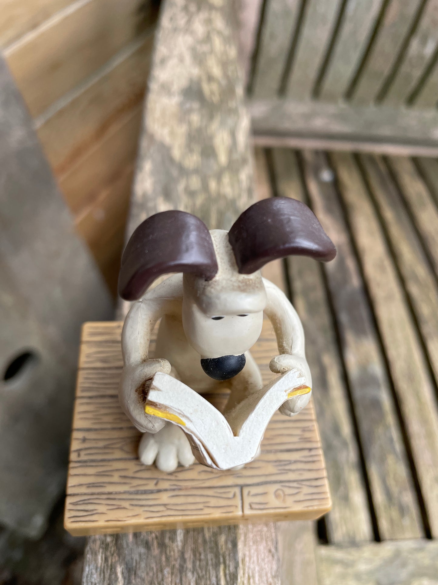 Wallace and Gromit's Gromit figure 8.5cm tall c1990's