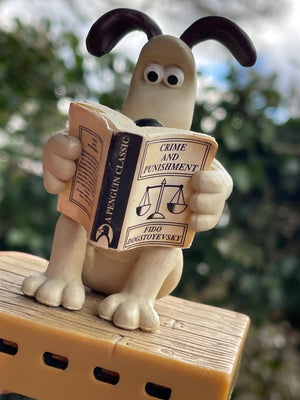 Wallace and Gromit's Gromit figure 8.5cm tall c1990's