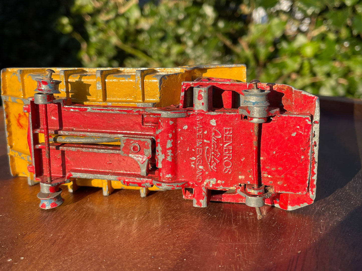 Benbros Qualitoy Diecast Euclid toy tipper truck 14cm long - 1968