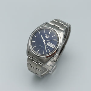 Rare Seiko 5 automatic automatic Classic Black face with Roman numeral day date wheel