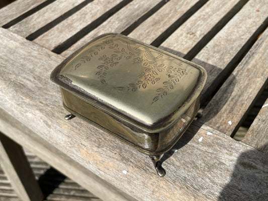Antique S & Co. EPNS hand engraved jewellery casket 9.5cm wide