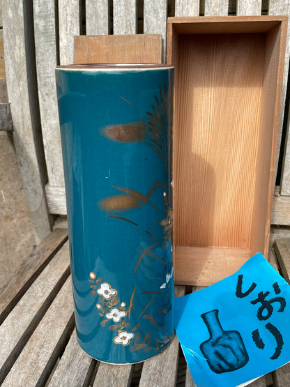 Antique Japanese hand painted tall vase in original wooden box 24cm tall