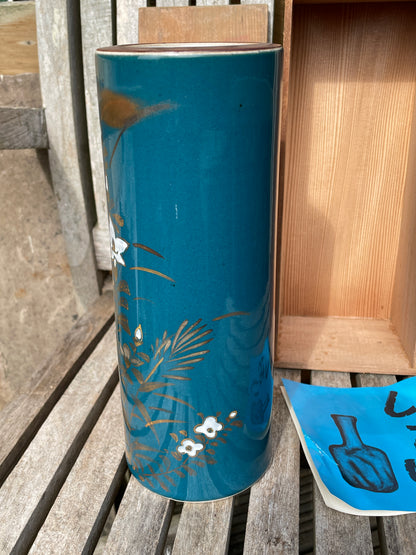 Antique Japanese hand painted tall vase in original wooden box 24cm tall