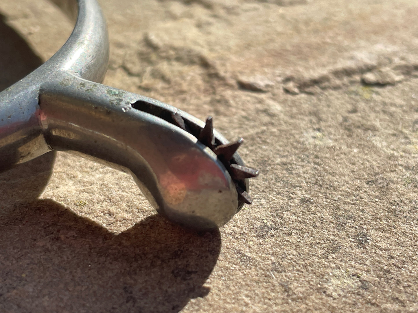 Antique British Royal Artillery Lieutenant Colonel’s Riding Spurs – Nickel-Plated, Marked “G.S.H.