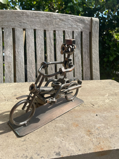 Hinz & Kunst Motorcycle Chopper – Metal Screw Man Sculpture – Handmade Biker Gift – Munich Artist Figurine