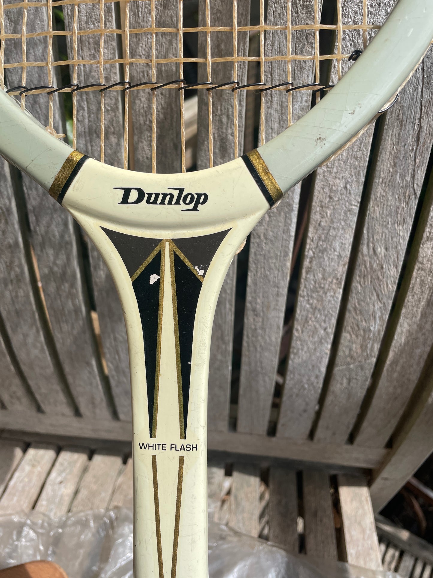 Vintage Dunlop White Flash Tennis Racket – Light/Medium – Original Grip, Strings, clamp and  Bag