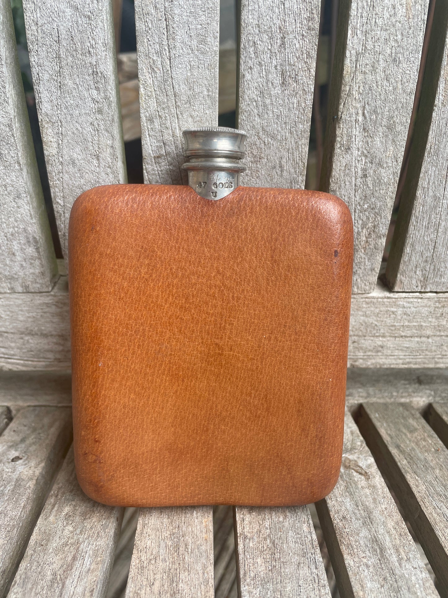 Vintage English Hip Flask – James Dixon & Sons – Electroplated Cap – Leather Clad – Sheffield – 264g – c.1920s–40s