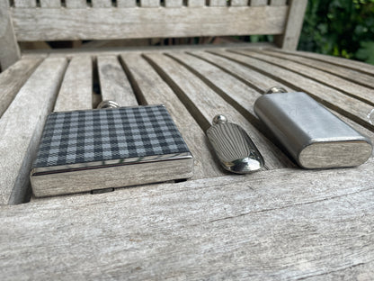 Set of 3 Mini Hip Flasks – Stainless Steel & Patterned – 1.7oz Travel Flasks – Retro Barware