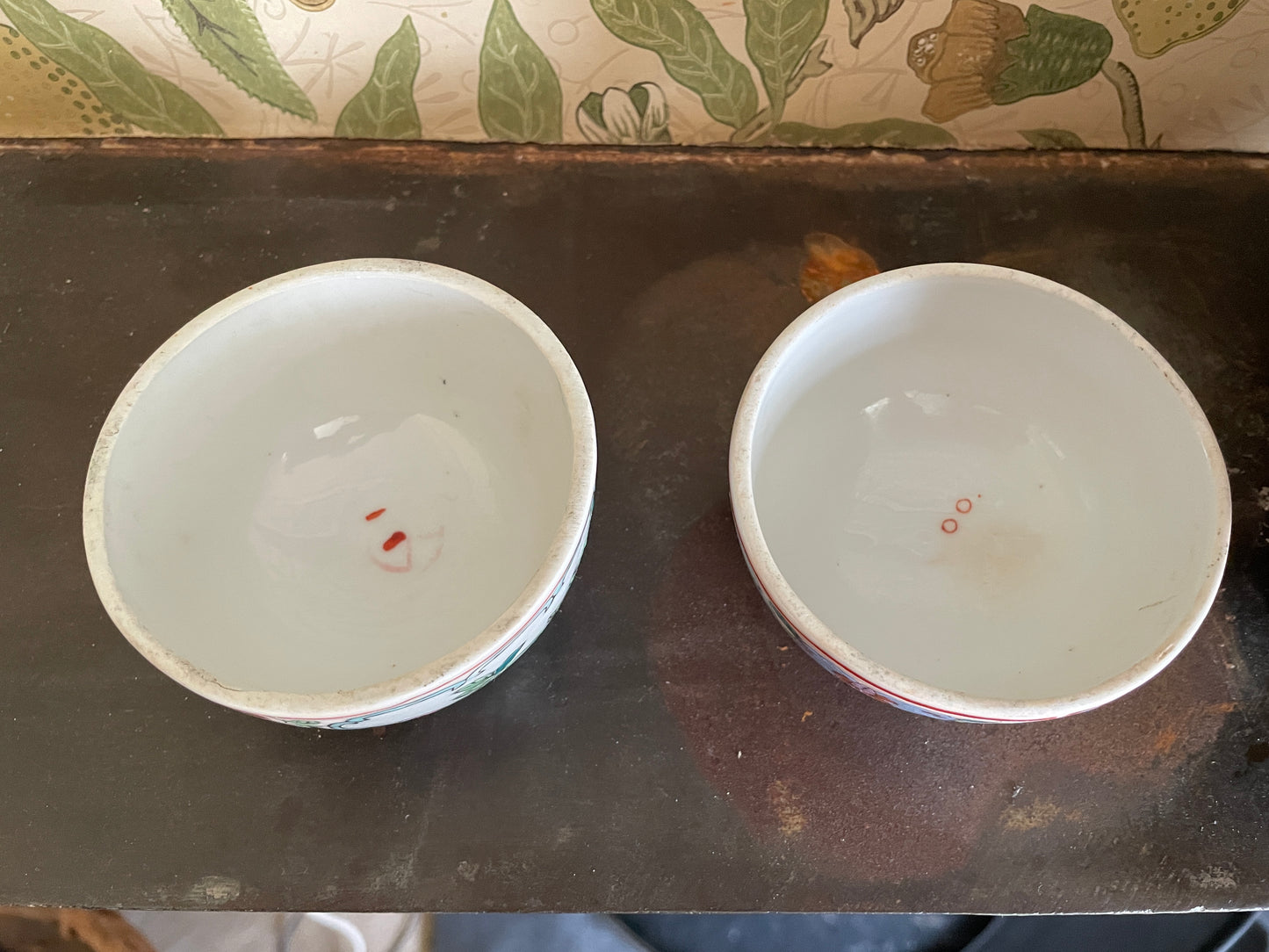 Pair of Chinese Porcelain Ginger Jars – Famille Rose Decoration, Jingdezhen (Mid 20th Century)