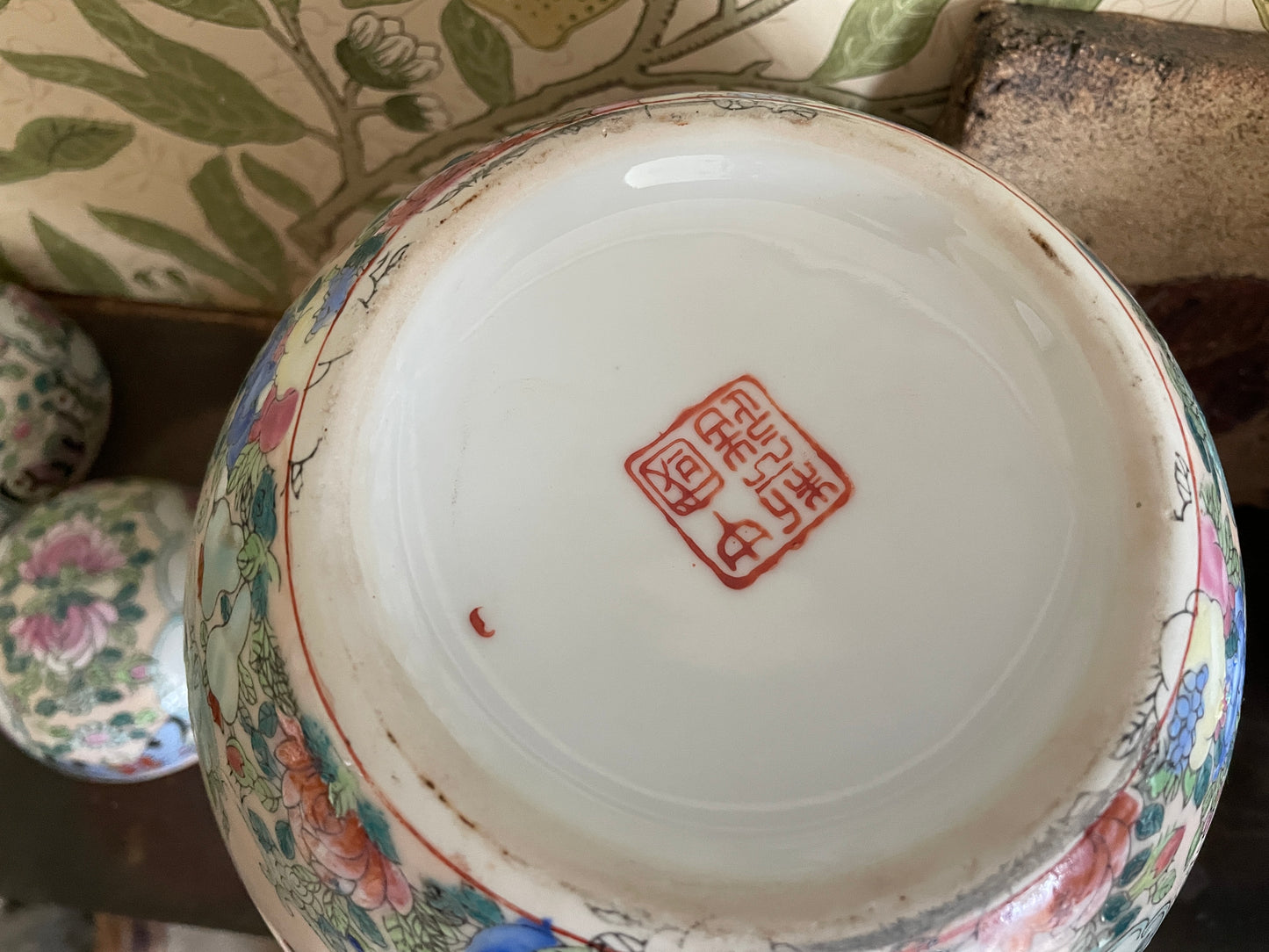 Pair of Chinese Porcelain Ginger Jars – Famille Rose Decoration, Jingdezhen (Mid 20th Century)