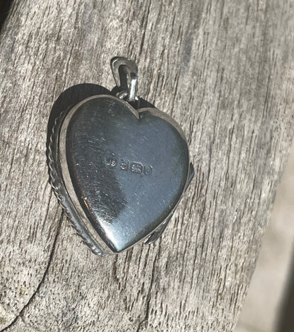Vintage 1977 Sterling Silver Heart Locket – Birmingham Hallmarked – Double Rose Engraved Pendant – JS Maker Mark