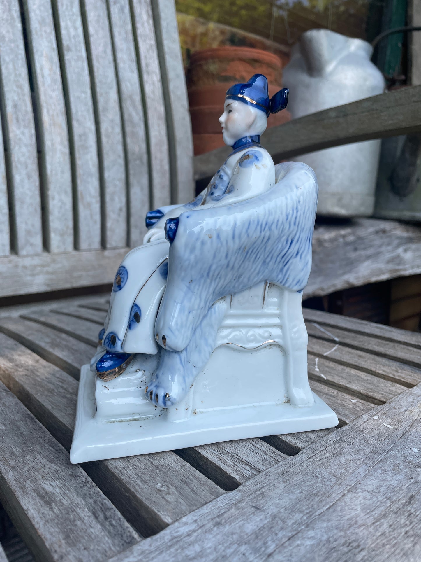 Vintage Chinese Porcelain Mandarin Figurine with Blue & Gilt Detailing – 17cm