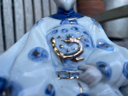 Vintage Chinese Porcelain Mandarin Figurine with Blue & Gilt Detailing – 17cm