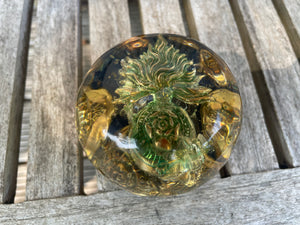 Vintage Military Button Paperweight | Handmade Resin Desk Ornament with British Crest Design