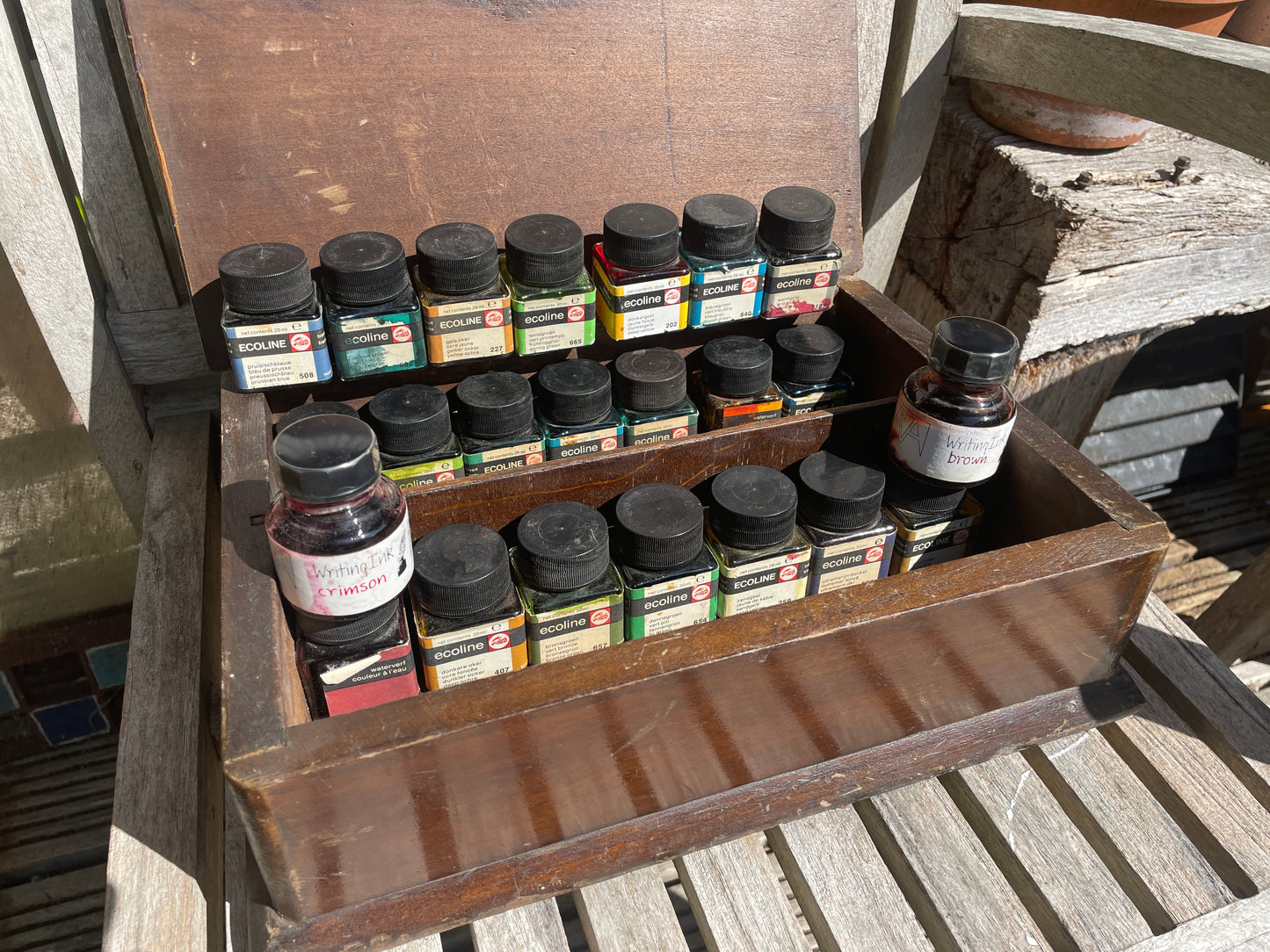 Vintage Artist’s Paint Box with Ecoline Watercolour Inks – Wooden Storage Case, 30ml Bottles by Talens