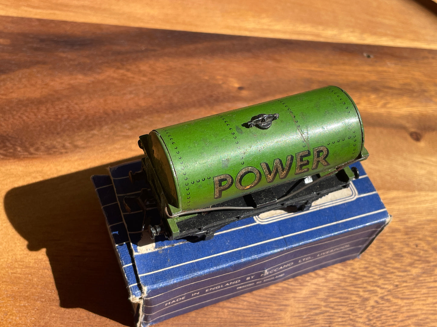 Vintage Hornby Dublo Power Petrol Tank Wagon D1 | OO Gauge Model Train by Meccano Ltd Boxed