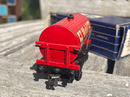 Vintage Hornby Dublo Mobilgas Tank Wagon D1 32084 | OO Gauge Boxed Model Train by Meccano Ltd