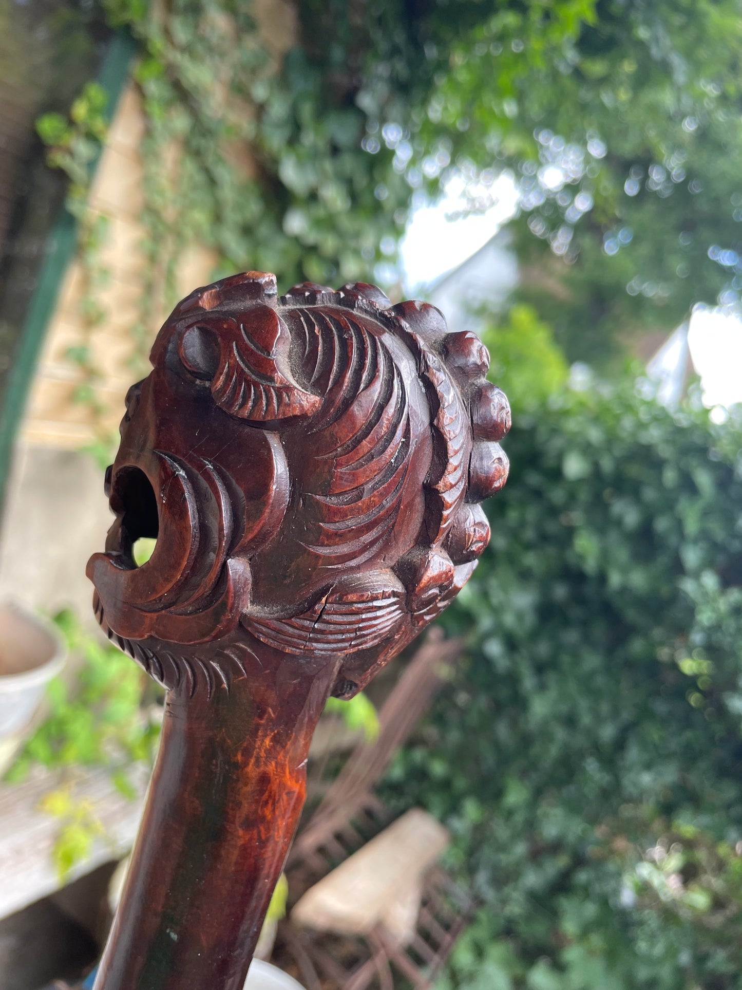 Antique Chinese Dragon Cane with Free-Moving Ball – 19thC Carved Hardwood Walking Stick – Foo Dog Cane with Metal Tip, 92cm