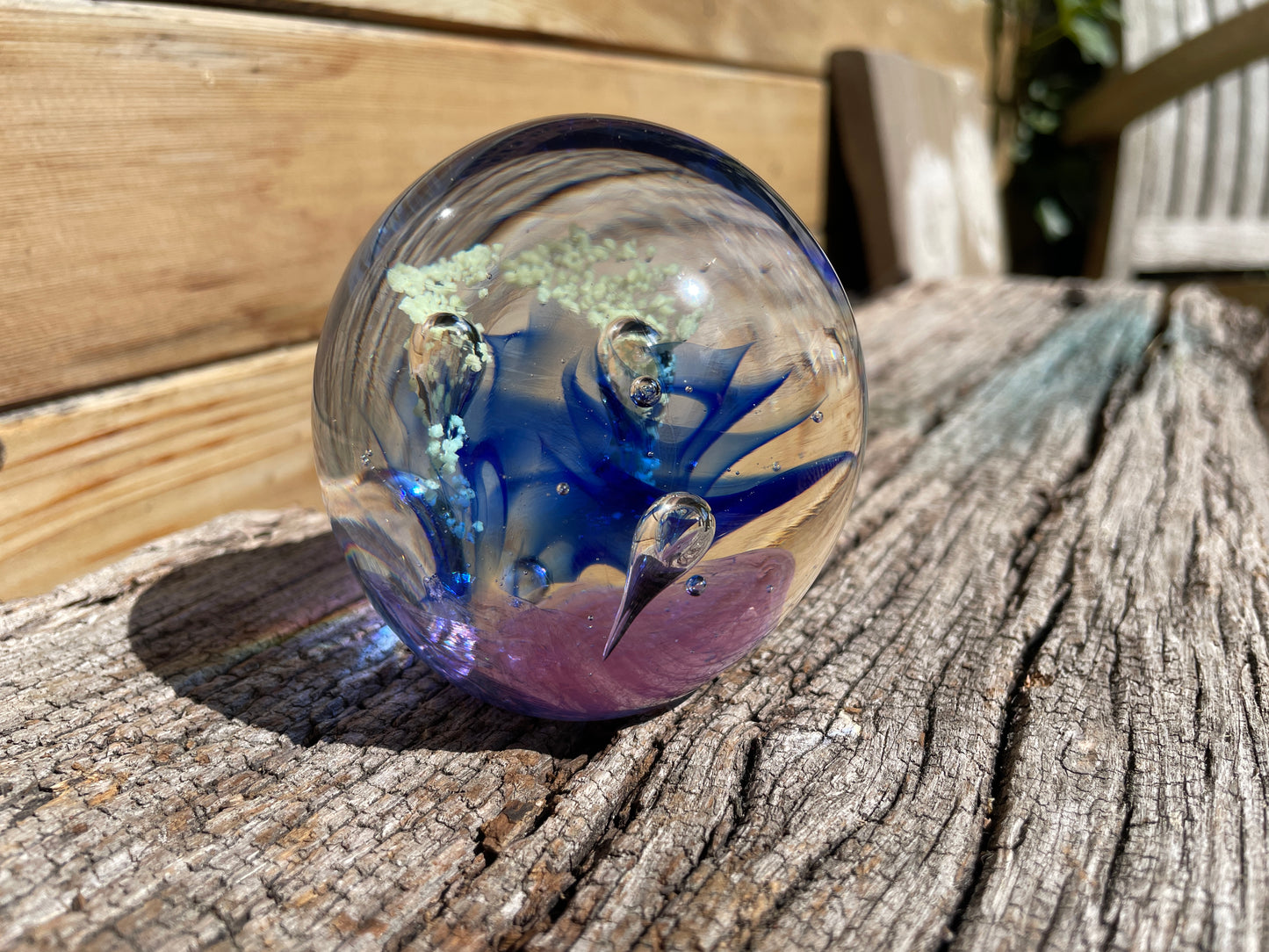 Vintage glass paperweight 7cm diameter