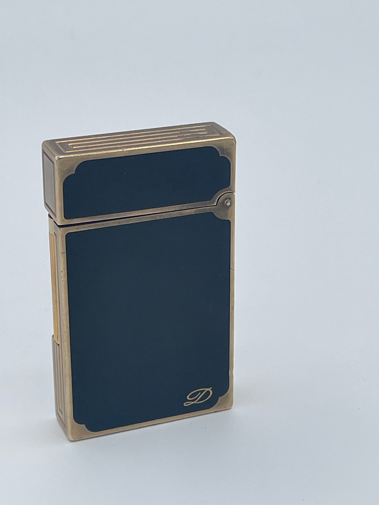 Vintage S.T. Dupont Ligne 2 Gold & Black Laque de Chine Lighter – Made in France