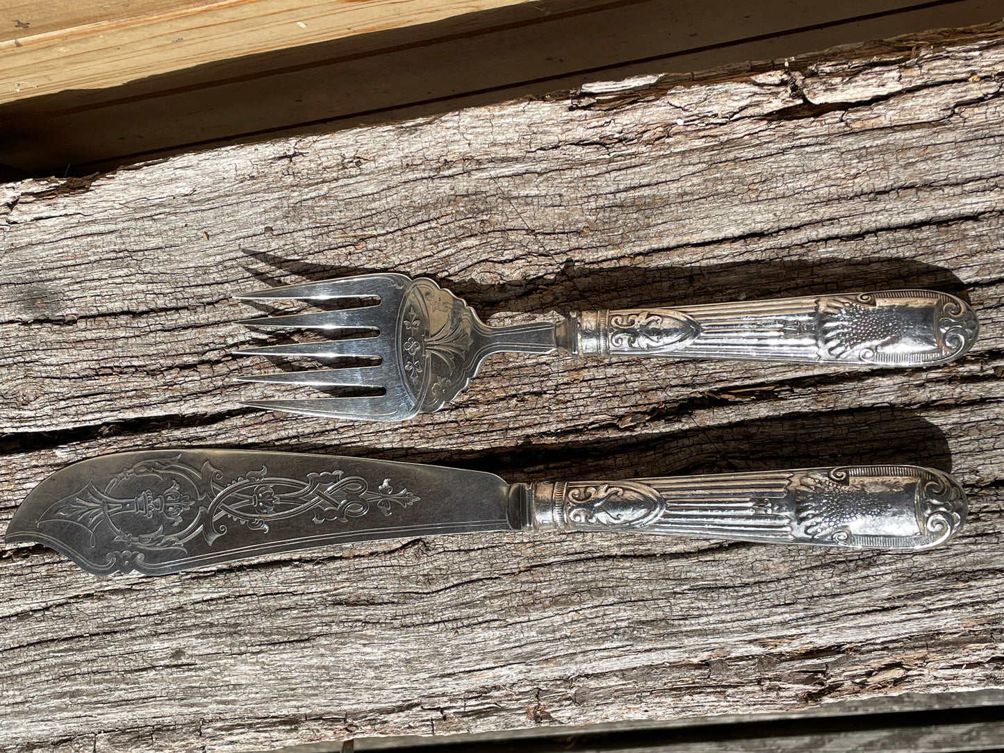 Large Silver Victorian fish servers Sheffield 1874 by Fenton Brothers 259g