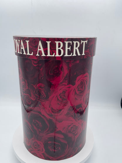 Royal Albert Old Country Roses Bone China Vase Boxed with Original Packaging 23cm