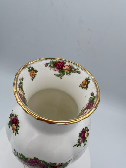 Royal Albert Old Country Roses Bone China Vase Boxed with Original Packaging 23cm