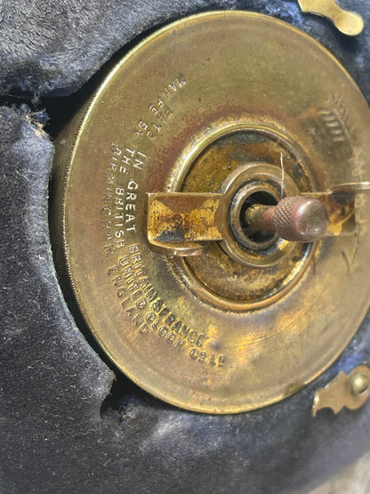 Working Aesthetic silver clock and thermometer in Mandolin form