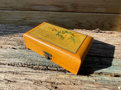 Small Victorian wooden jewellery casket with friendship motif 10.5cm wide