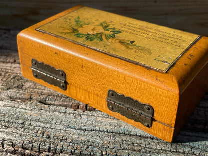 Small Victorian wooden jewellery casket with friendship motif 10.5cm wide