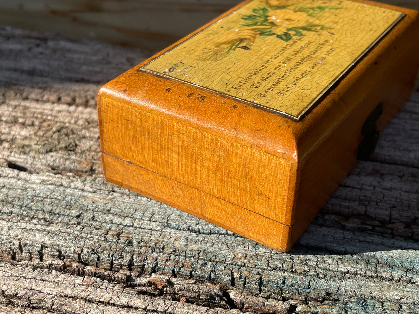 Small Victorian wooden jewellery casket with friendship motif 10.5cm wide