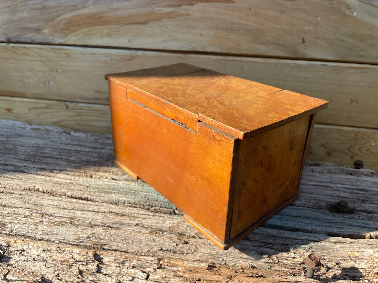 Art Deco working cigarette dispenser in the form of a Deco desk -Japanese 1930's