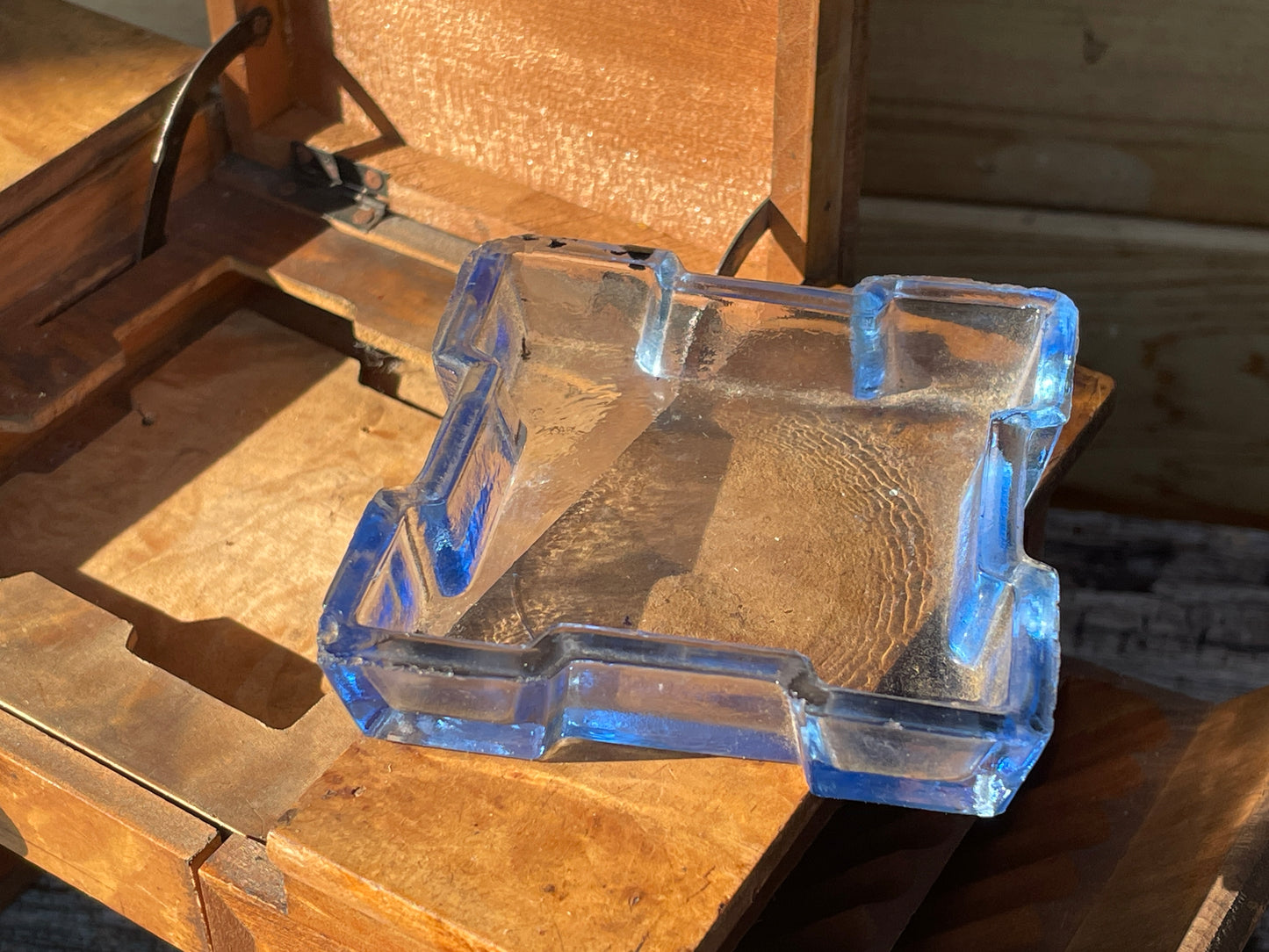 Art Deco working cigarette dispenser in the form of a Deco desk -Japanese 1930's