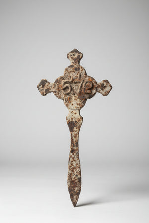 Antique Victorian cast iron Cross grave marker 32cm tall