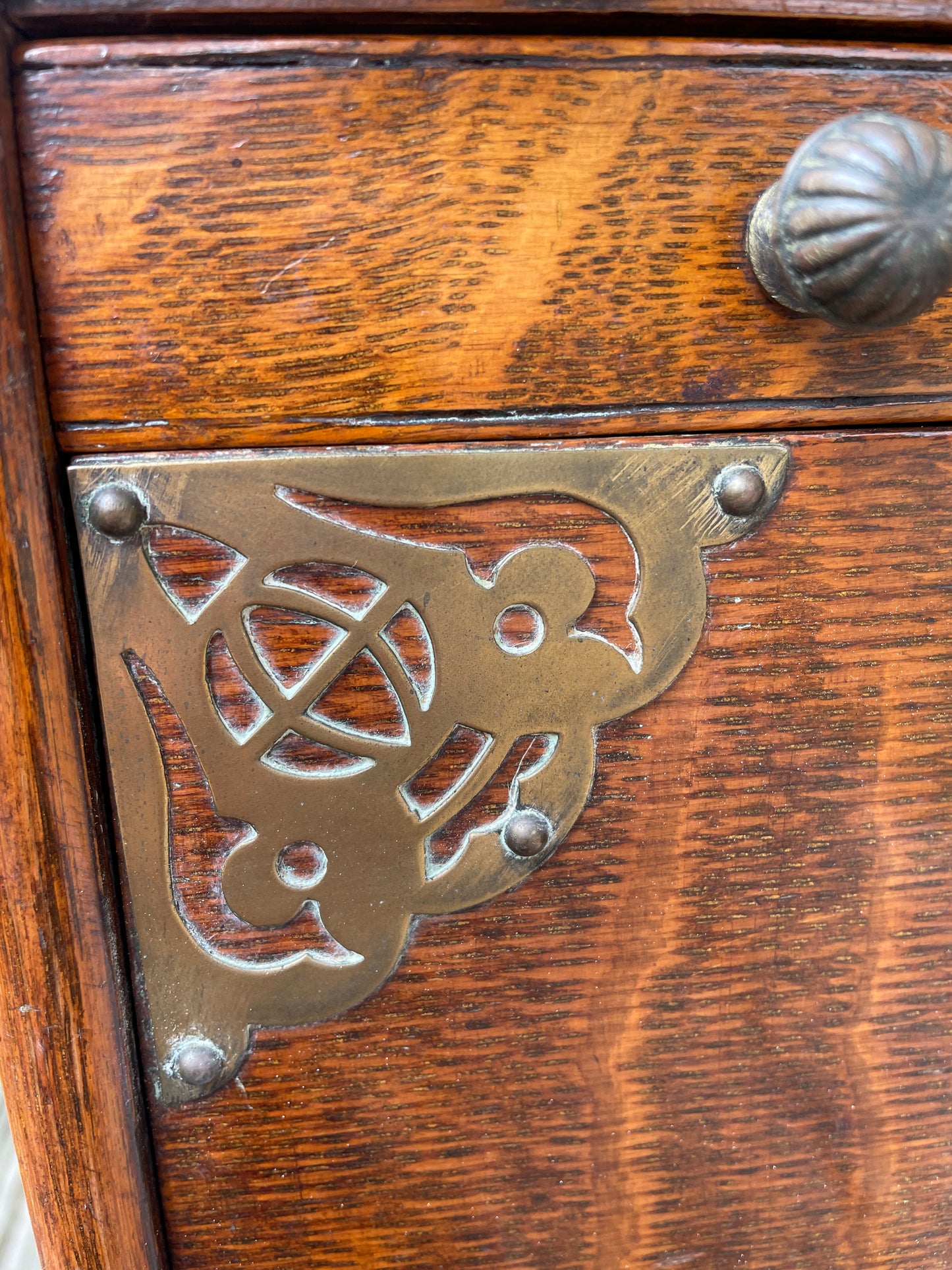 Exquisite compact oak stationary/writing cabinet c1910 - 33x26x24