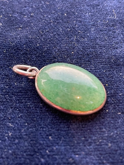 A silver pendant, with Green Aventurine Cabochon Quartz Stone, Birmingham 1967