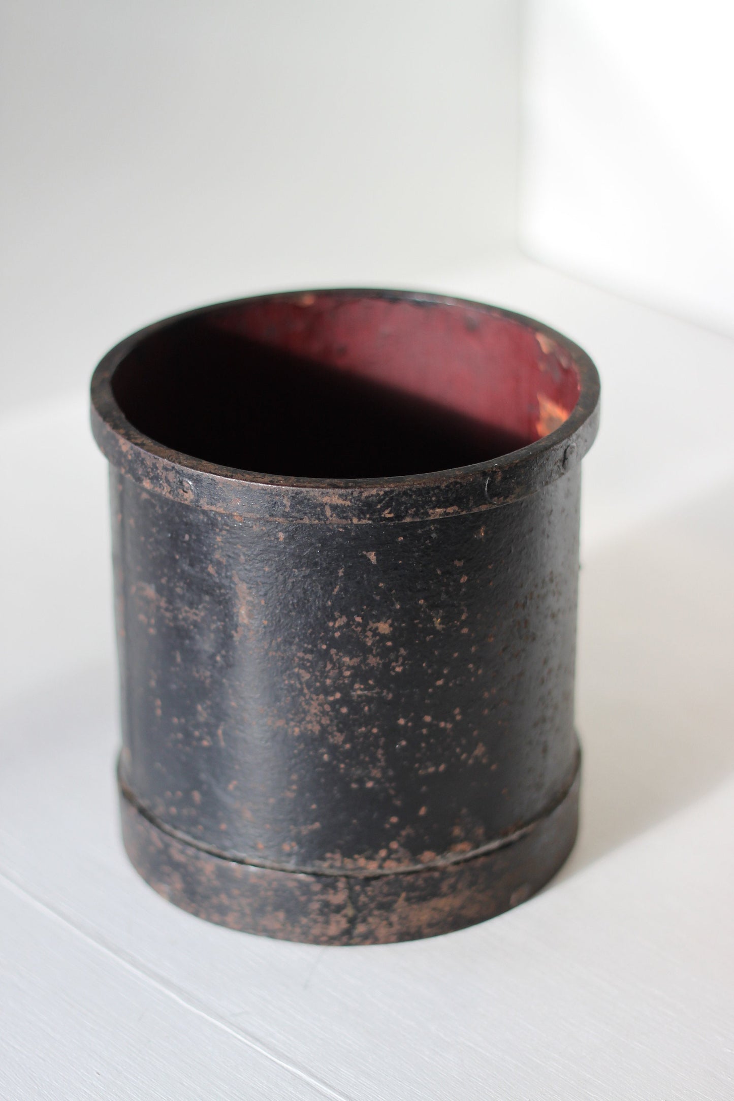 An Antique Iron Bound Two Litre Exchequer Measure, 15cm high x 15cm in diameter