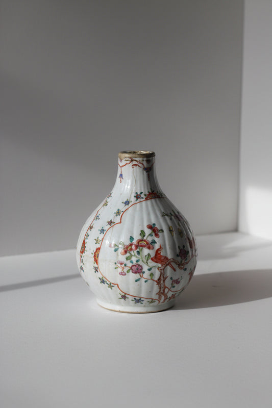 A Chinese Kangxi Period Clobbered Bottle Vase, Reduced in Height, 18cm heigh