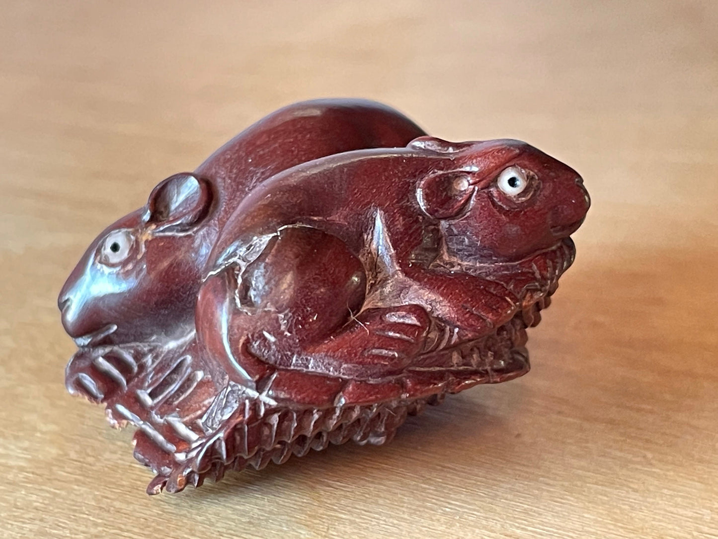 A Japanese Carved Wood Netsuke With Signed Mother of Pearl Tablet To Underside 35mm wide