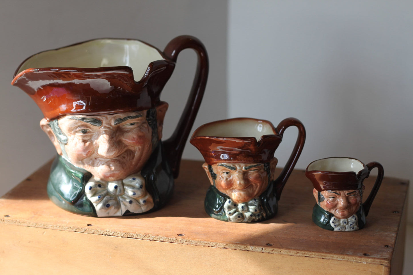 A Complete Graduated Set of Royal Doulton Old Charley Toby Jugs in Very Good Condition