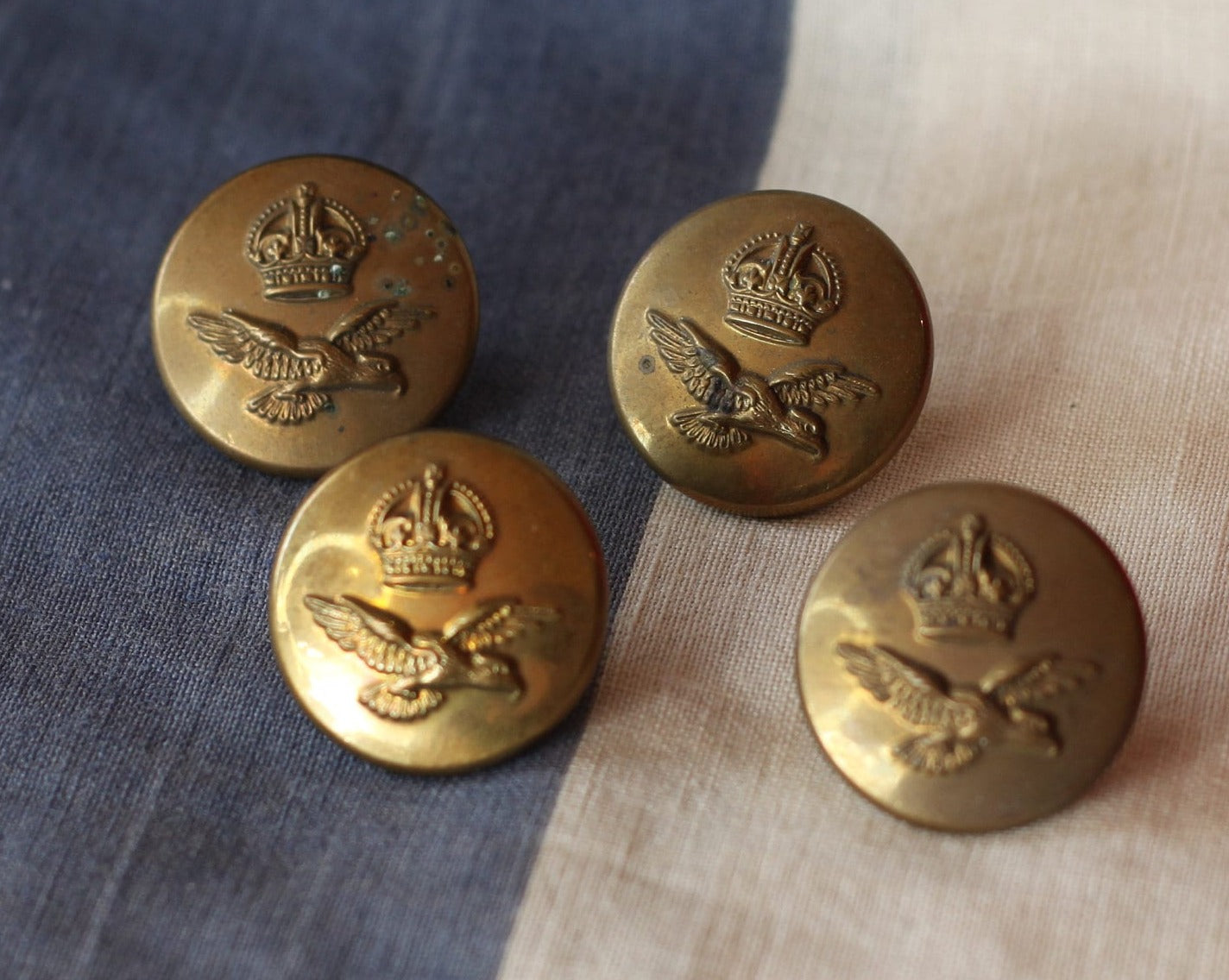 Four WWII RAF Uniform Brass  Buttons 24mm Diameter by J R Gaunt & Son Established in Birmingham in 1884