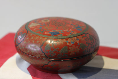 A Late 19th Century Chinese  Papier-Mch Lacquered Bun Box and Cover Hand Painted and Incised With Fish and Flowers, 18cm in Diameter