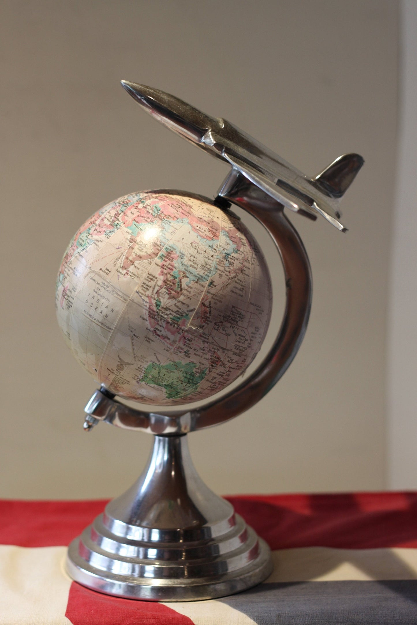 A 1950s Vintage Decco Aluminium Jet Fighter Table Globe 30cm Tall