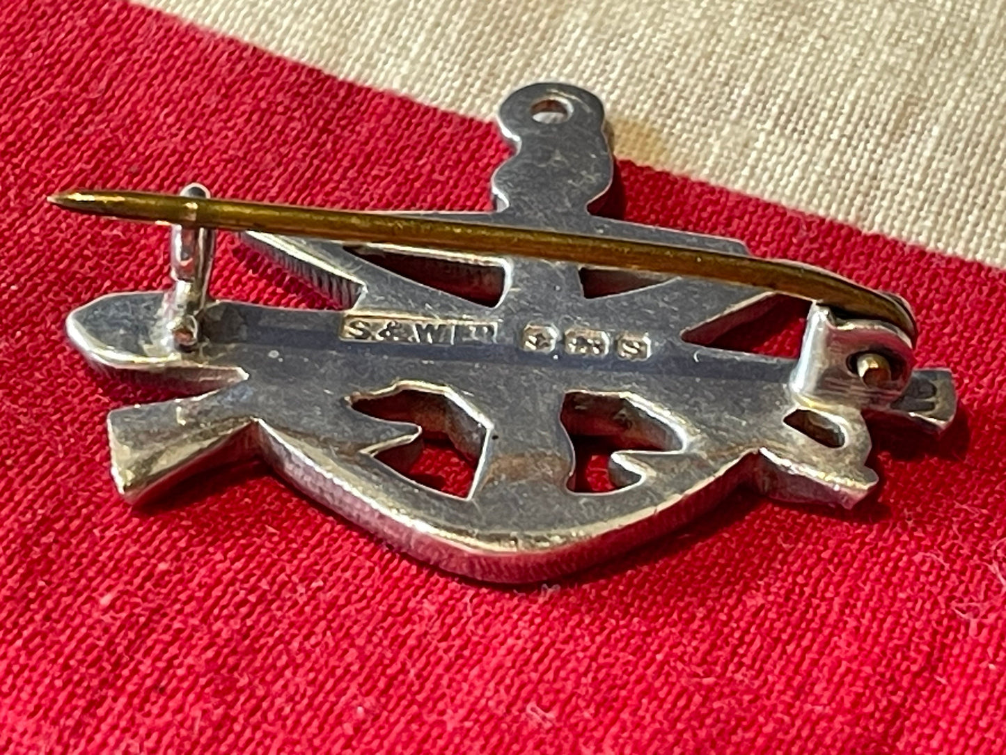 A Solid Silver (10g) World War 1 Navy Sweetheart Brooch Cannon by S&W ltd Birmingham 1917/18