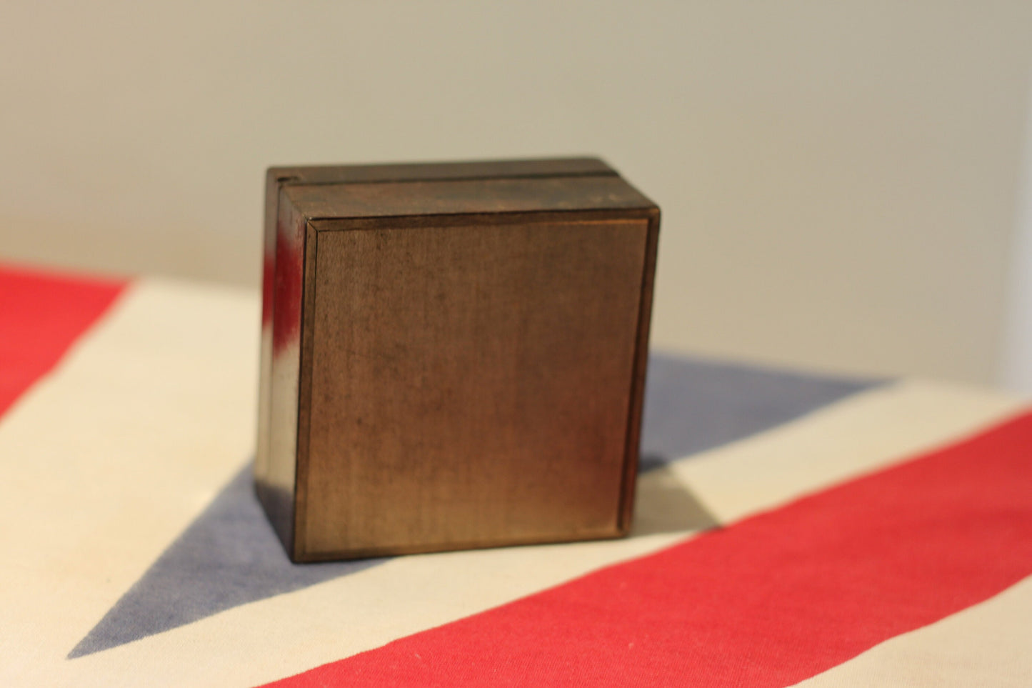 A Small 19th Century Square Tunbridge Ware Box, With Cube Parquetry Decorated Lid, 7cm x 7cm x 3.5cm