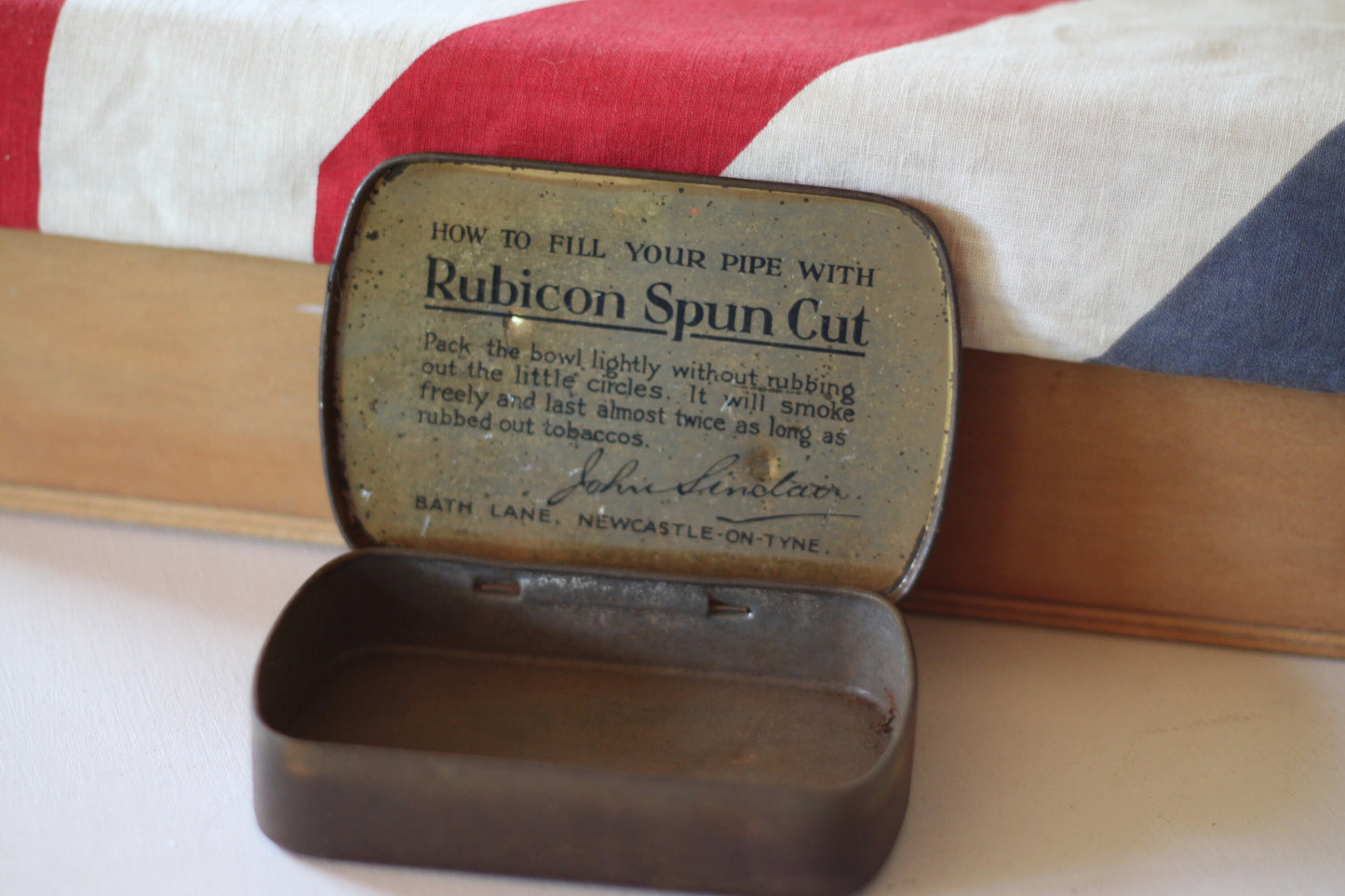 A Vintage Rubicon Spun Cut John Sinclair Ltd Pipe Tobacco Tin 10.5x8x2cm