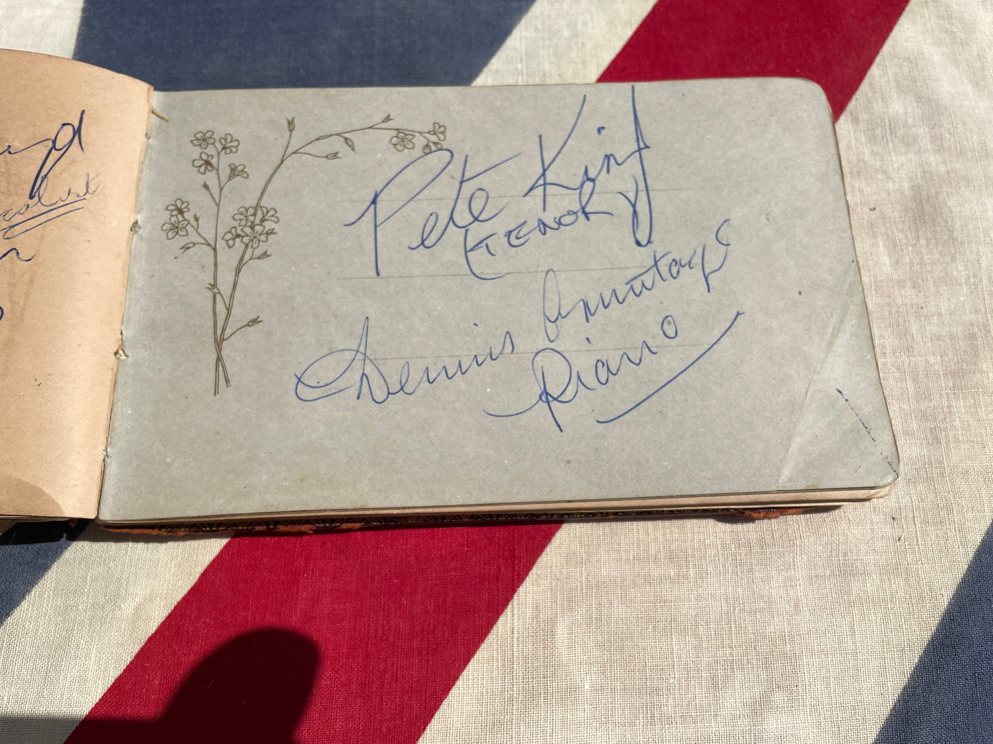 Very rare Autograph Book collection From 1899 to 1960's -Anecdotes of Musicians and Actors, Ronnie Scott, Tommy Steele, Sir Thomas Hicks